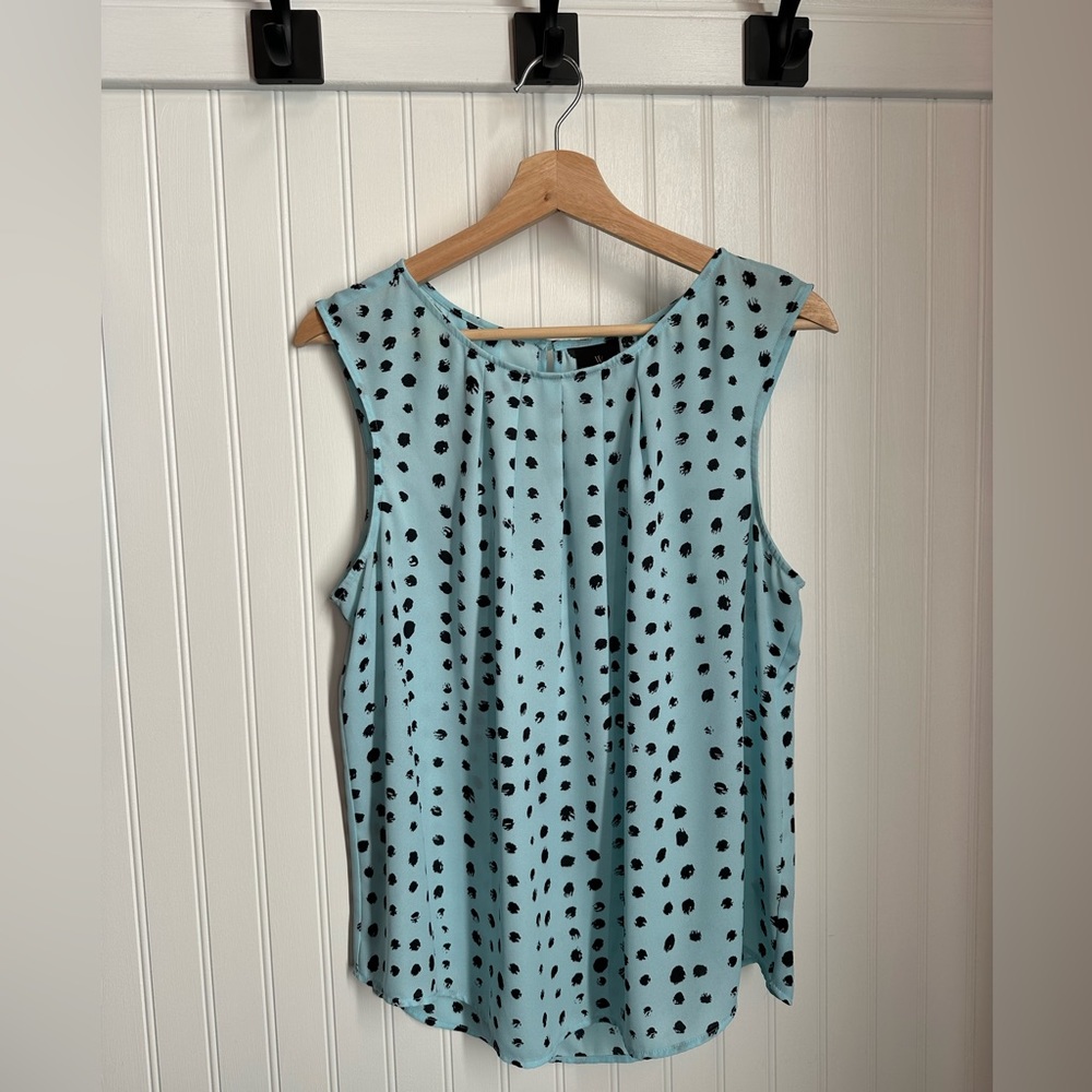 Sleeveless Blouse